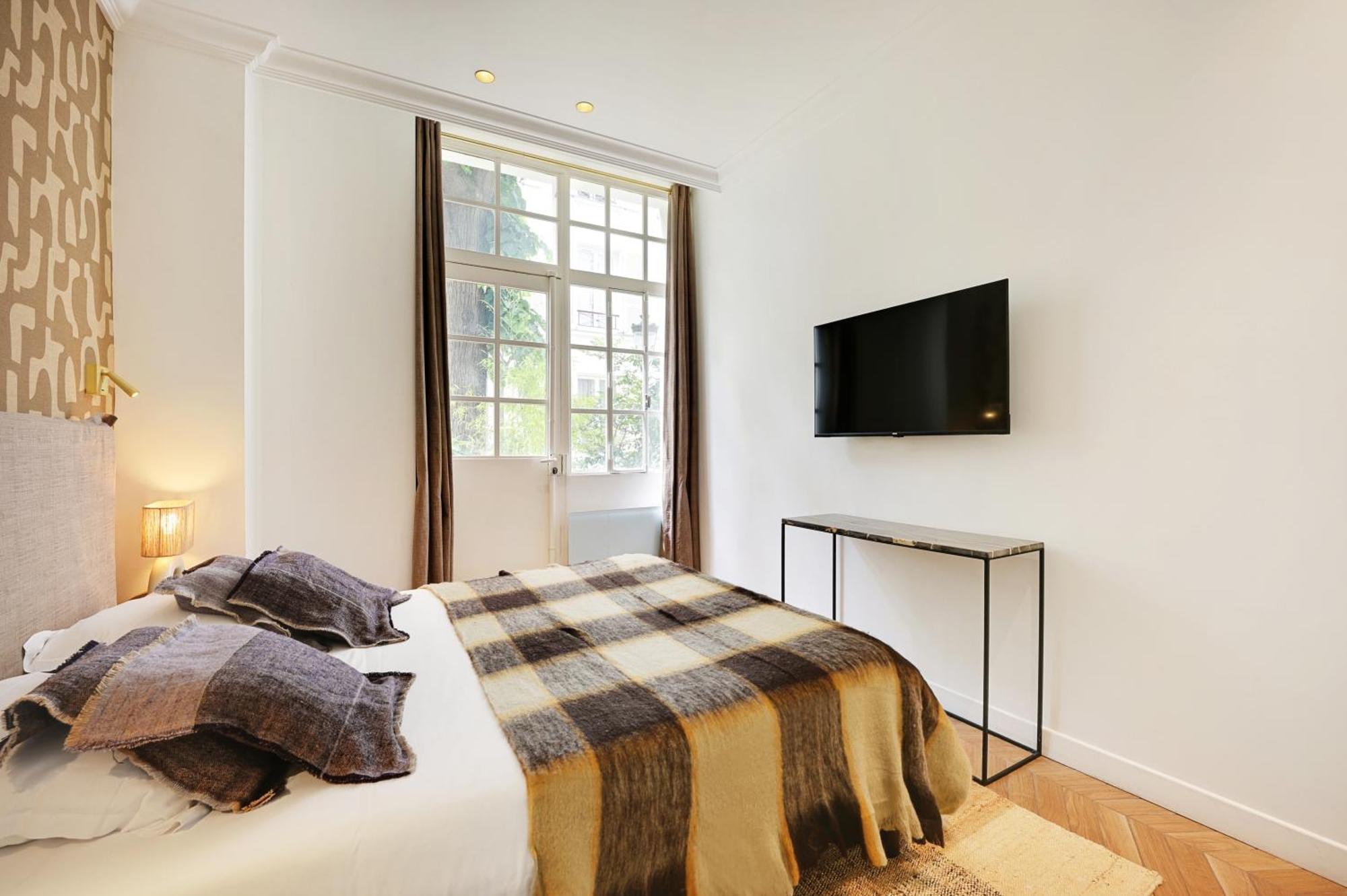 Amazing Appartement - 3Br-10P - Saint Germain Paris Exteriör bild